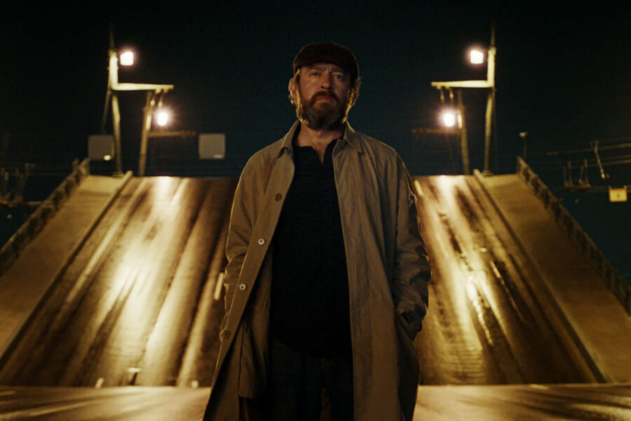 <b>«Метод» — 3&nbsp;сезон (2 часть), реж. Юрий Быков</b>
<br><br>
<b>Где и когда смотреть:</b> на&nbsp;«Кинопоиске» — с&nbsp;18 декабря
<br><br>
Вторая половина нового сезона реанимированного сериала «Метод», где в&nbsp;режиссерском кресле вновь оказался Юрий Быков, а следователь Родион Меглин в&nbsp;исполнении Константина Хабенского теперь возглавляет собственную команду маньяков (Никита Кологривый, Лев Зулькарнаев, Эльдар Калимулин и другие), которая помогает ему искать себе подобных. О&nbsp;первых впечатлениях от третьего сезона мы писали здесь.
