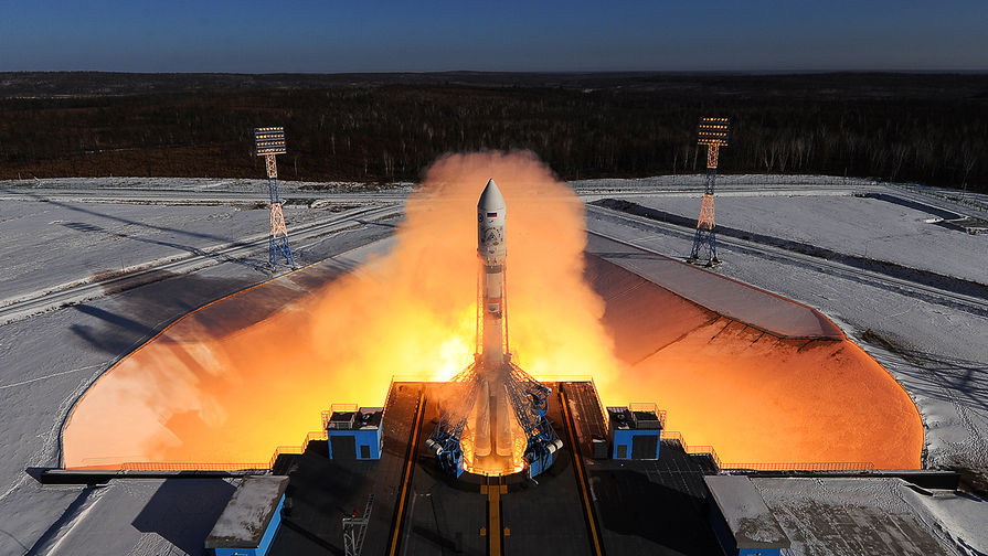Запуск ракеты ракеты-носителя «Союз-2.1а» со спутниками на борту с космодрома «Восточный» в Амурской области, 1 февраля 2018 года