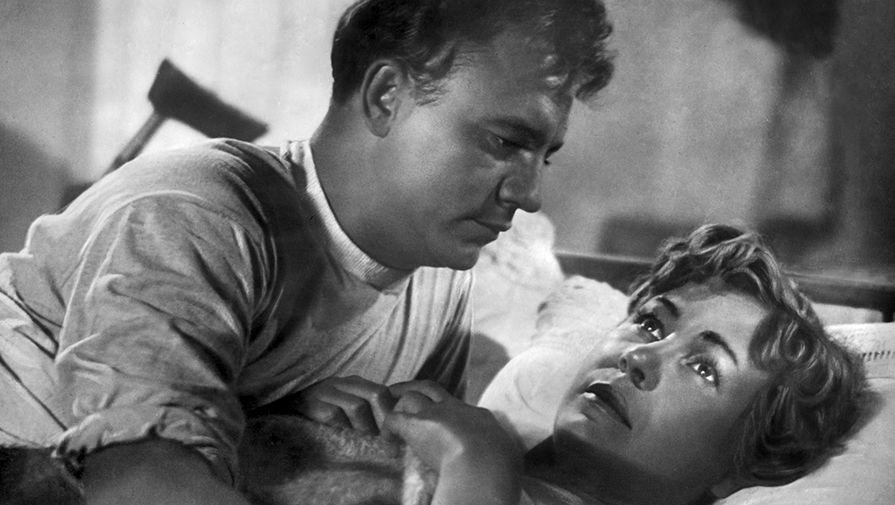 Кадр из&nbsp;кинофильма режиссера Александра Григорьевича Зархи (1908&ndash;1997) &laquo;Высота&raquo;. Киностудия &laquo;Мосфильм&raquo;, 1957&nbsp;год. Катя Петрашень &mdash; артистка Инна Макарова, Николай Пасечник &mdash; артист Николай Рыбников