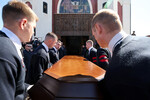 Прощание с модельером Вячеславом Зайцевым в подмосковном Щелково, 4 мая 2023 года