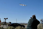 Самый большой в мире самолет-носитель Stratolaunch Model 351, 13 апреля 2019 года