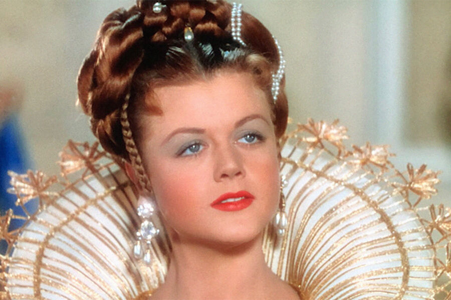 Анджела Лэнсбери в&nbsp;роли королевы Анны в&nbsp;фильме &laquo;Три мушкетера&raquo; (1948)