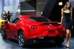 Автомобиль Alfa Romeo 4C на&nbsp;автосалоне в&nbsp;Детройте