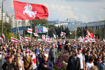 Участники оппозиционного «Марша героев» в Минске, 13 сентября 2020 года