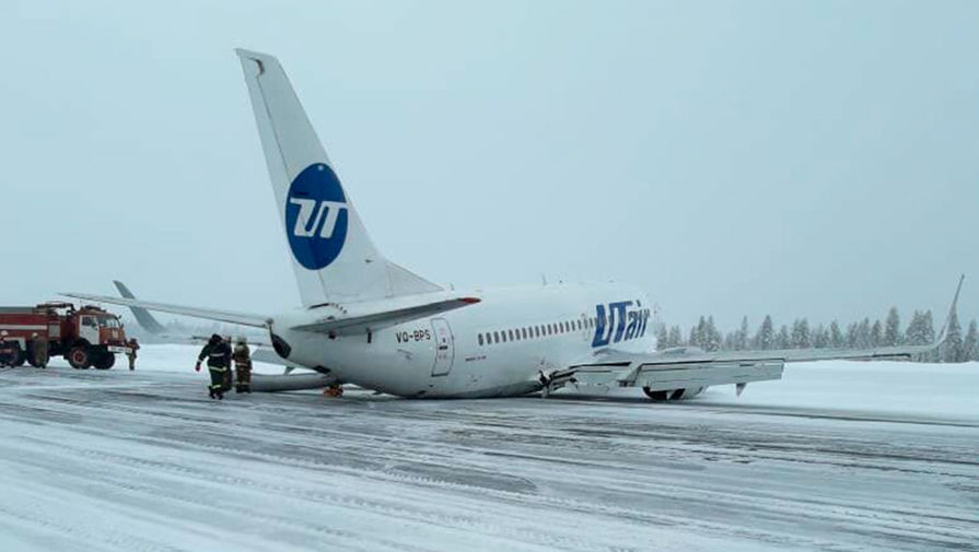 Жесткая посадка самолета авиакомпании Utair в аэропорту Усинска, 9 февраля 2020 года