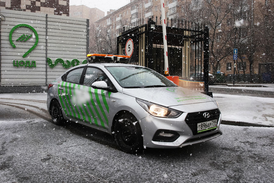 Машина Центра организации дорожного движения (ЦОДД) с&nbsp;комплексом фотовидеофиксации выезжает на&nbsp;патрулирование по&nbsp;улицам Москвы