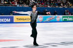 Макар Игнатов исполняет произвольную программу на чемпионате России — 2022