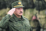 Президент Белоруссии Александр Лукашенко на совместных стратегических учениях Белоруссии и России «Запад-2017» в Минской области, 2017 год