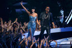 Кэти Перри и Juicy J на MTV Music Video Awards