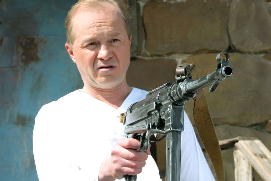 Андрей Панин в&nbsp;фильме режиссера Александра Атанесяна &laquo;Сволочи&raquo;, 2006&nbsp;год