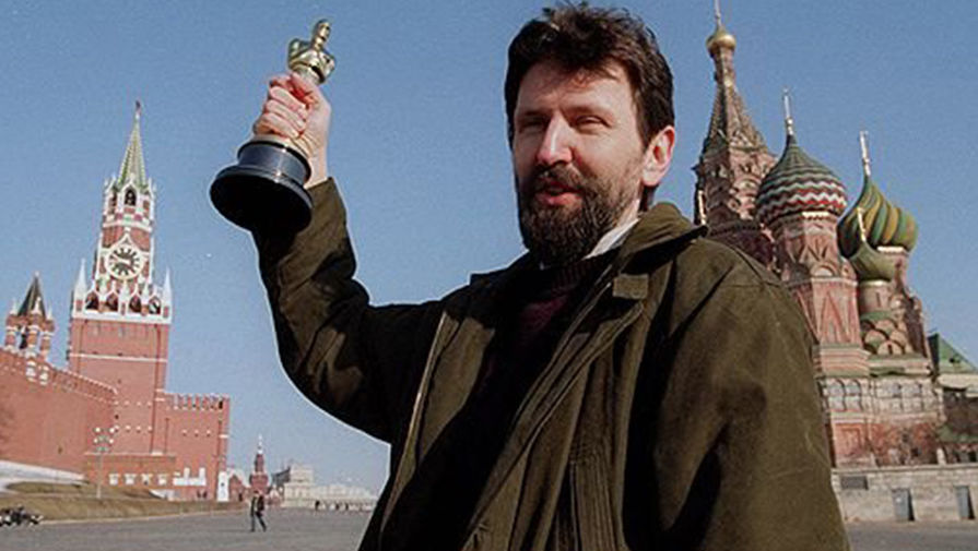 В 2000 году Александр Петров получил премию «Оскар» за мультфильм «Старик и море»