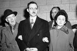 Юлиус и Этель Розенберги во время судебного процесса в 1951 году