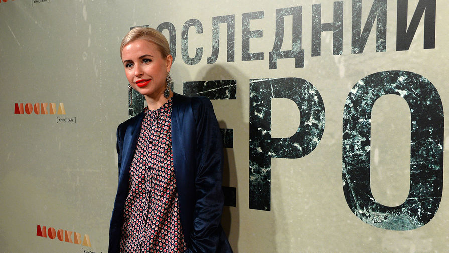 Мирослава Карпович на&nbsp;премьере фильма &laquo;Неуловимые. Последний герой&raquo;, 2015&nbsp;год