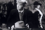 Питер Фальк в фильме «Небо над Берлином» (1987)
