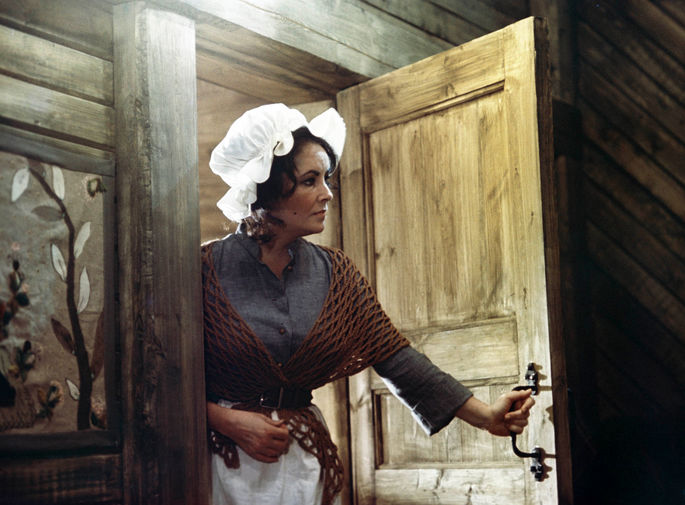 Элизабет Тейлор в&nbsp;фильме «Синяя птица» (1976)