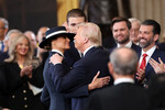 Во время церемонии инаугурации Дональда Трампа в ротонде Капитолия США, 20 января 2025 года