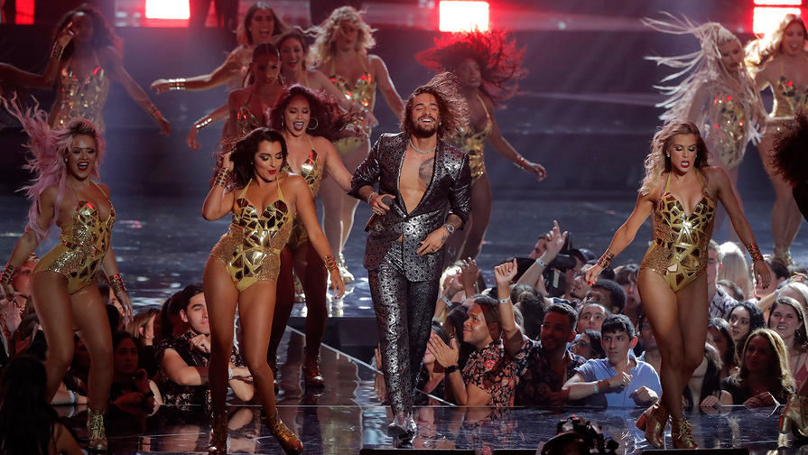 Певец Малума во время выступления на&nbsp;церемонии вручения премии MTV Video Music Awards в&nbsp;Нью-Йорке, 20 августа 2018 года