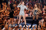 Никки Минаж, Джесси Джей и Ариана Гранде на MTV Music Video Awards