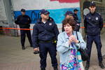 Полиция у школы в Белграде, где произошла стрельба, 3 мая 2023 года