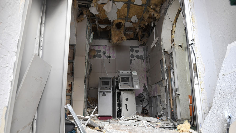 Последствия взрыва в&nbsp;помещении банка в&nbsp;Первомайском районе Новосибирска, 22 января 2019 года