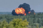 Взрыв на месте катастрофы военно-транспортного самолета Ил-112В, упавшего в районе аэродрома «Кубинка», 17 августа 2021 года