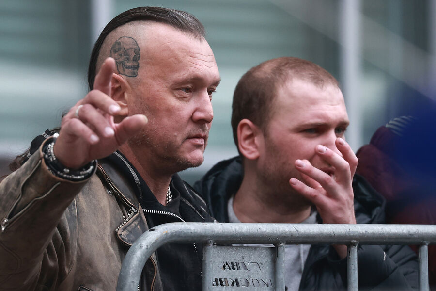 Проводы призывников у&nbsp;временного пункта мобилизации в&nbsp;Театре Романа Виктюка в&nbsp;Москве, 26&nbsp;сентября 2022&nbsp;года