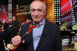 Актер Валентин Гафт, получивший «Золотого Орла» «За вклад в киноискусство», на церемонии награждения премии «Золотой Орел-2011»