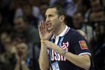 Наставник россиян Дэвид Блатт дает указания
