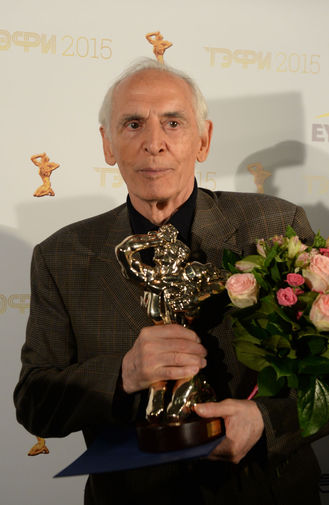 Актер Василий Лановой на&nbsp;торжественной церемонии вручения премии ТЭФИ за&nbsp;высшие достижения в&nbsp;области телевизионных искусств в&nbsp;Первой студии ТТЦ &laquo;Останкино&raquo; в&nbsp;Москве, 2015&nbsp;год