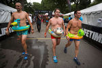 Участники Underwear Run