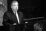 Примаков был премьером недолго, однако его правительство, сформированное из опытных функционеров советской закалки, пришедших на смену команде младореформаторов, запомнилось стабилизацией страны после дефолта. На фото: Евгений Примаков выступает на 51-й сессии Генеральной Ассамблеи ООН