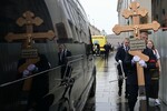 Церемония прощания с актрисой Верой Васильевой у Московского академического Театра сатиры, 12 августа 2023 года