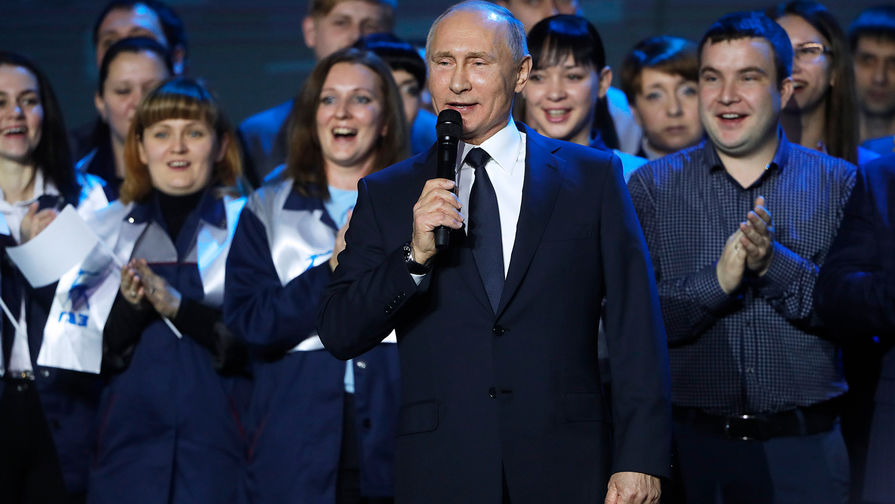 Владимир Путин на митинге, посвященном 85-летию Горьковского автомобильного завода в Нижнем Новгороде, 6 декабря 2017 года