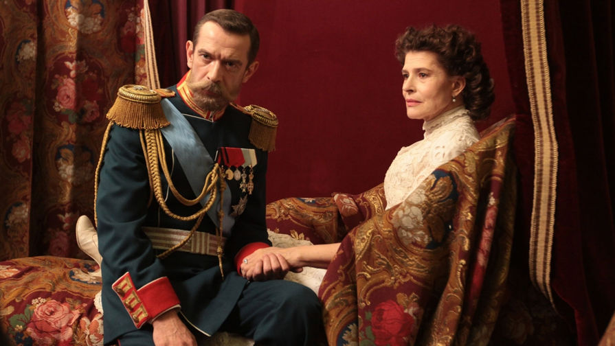 Актеры Владимир Машков и Фанни Ардан в сериале «Распутин» (2013)