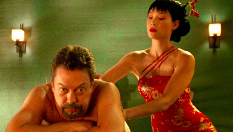 <b>Тим Карри — 15 ролей злодеев</b> (кадр из фильма «Ангелы Чарли» (2000))