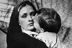 Зинаида Кириенко в фильме Юлии Солнцевой «Зачарованная Десна», 1964 год 