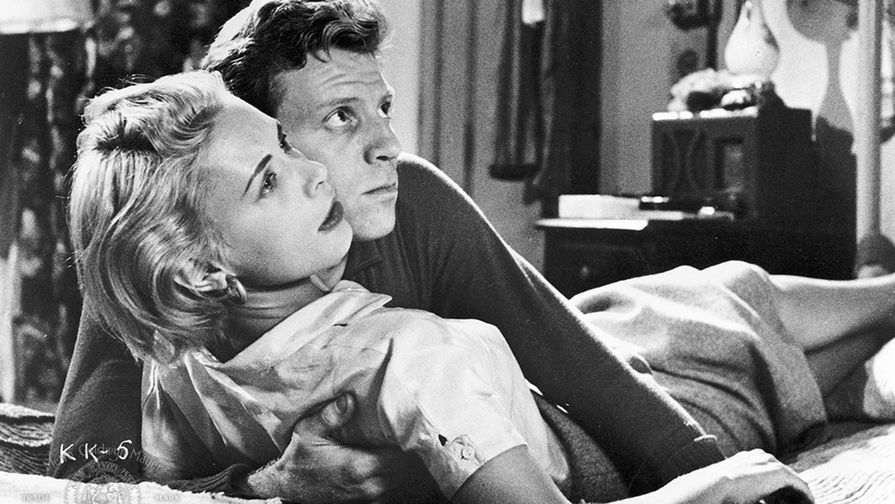 Кадр из фильма «Поцелуй убийцы» (1954)